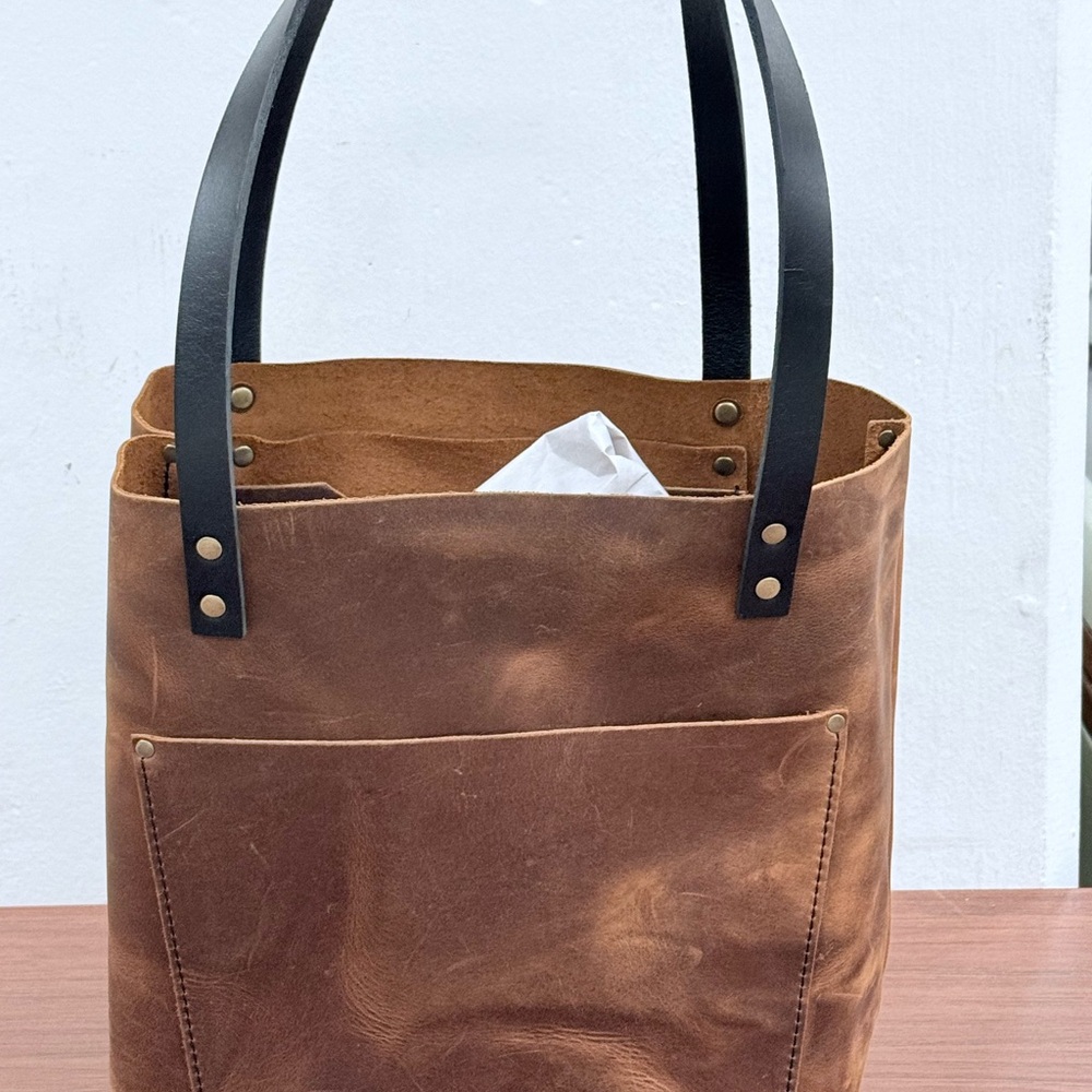 Portland Leather Goods Medium Canyon Classic Tote Bag